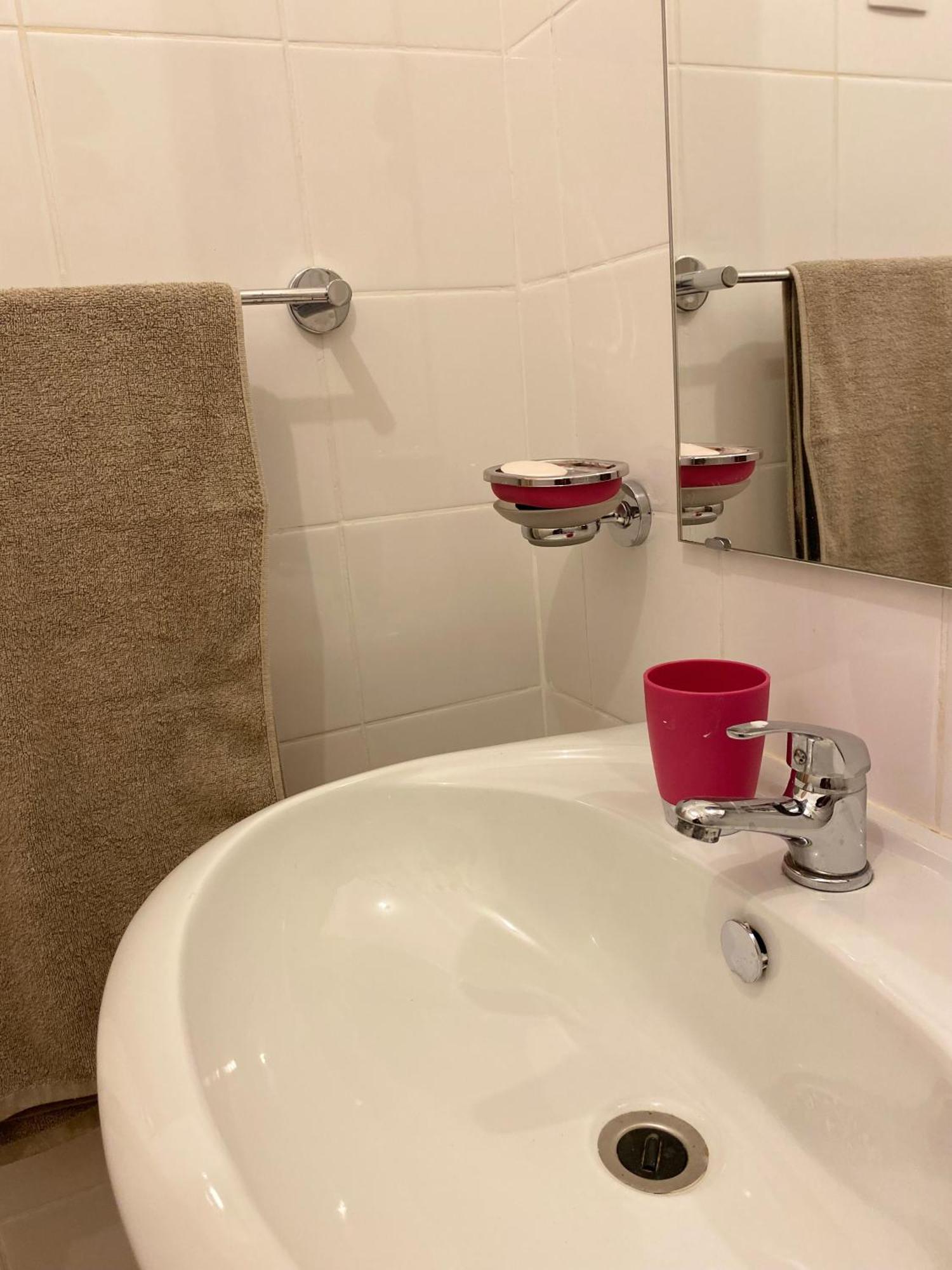 Apartamento T2 Equipado E Aconchegante. Praia Buitenkant foto