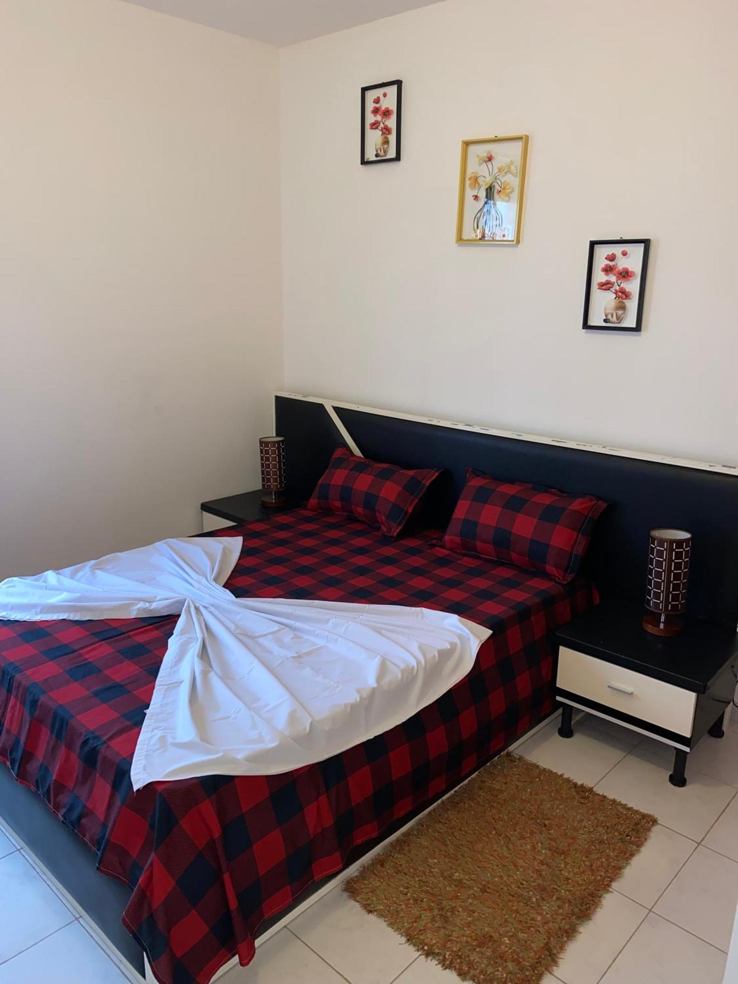 Apartamento T2 Equipado E Aconchegante. Praia Buitenkant foto